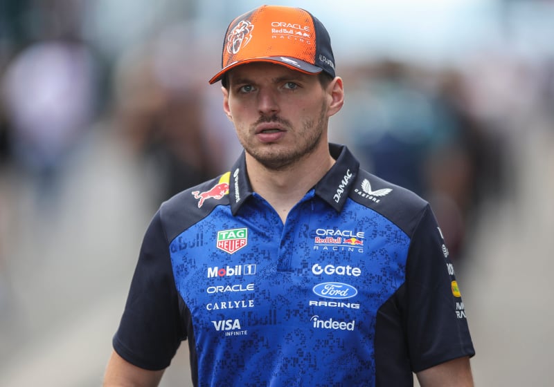 Red Bull maakt hilarische video over verlenging Verstappen: 'Max neemt ontslag'
