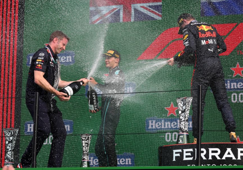 Hamilton laat frustraties de vrije loop, Verstappen viert feest | GPFans Recap