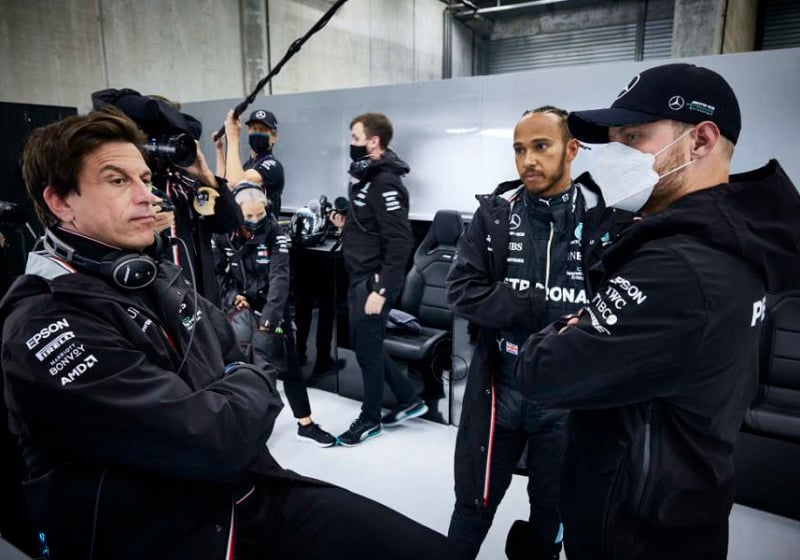 Wolff reageert op vertrek Bottas: 'Hij had het verdiend om bij Mercedes te blijven'