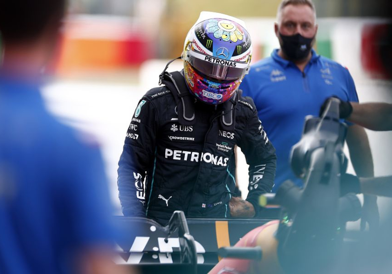 Hamilton gunt fans mooie titelstrijd: "Hopen dat het volgend jaar spannender wordt"