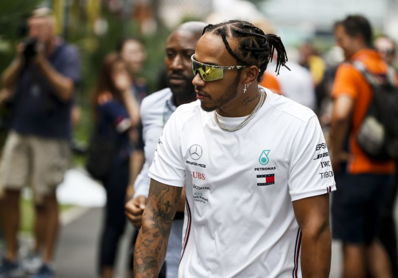 Hamilton onzeker: "Komende zes races Mercedes geen favoriet"