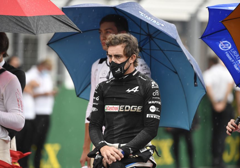 Alonso over moeizame voorbereiding 2021: "Je leert door de jaren heen je lichaam kennen"