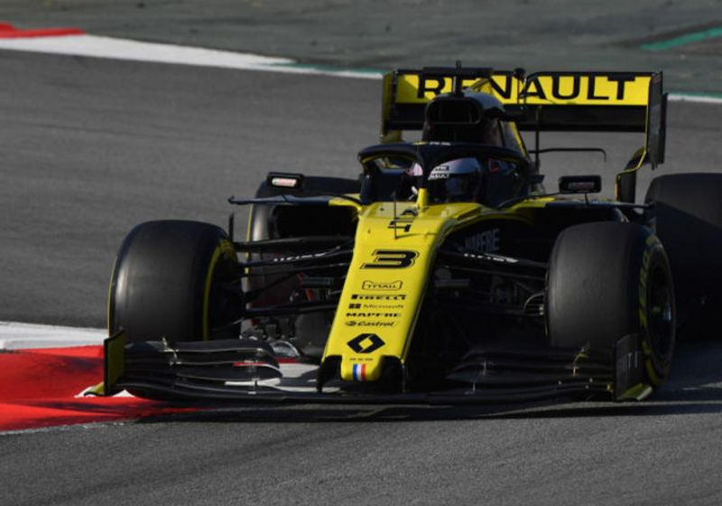 Ricciardo gaat meer inhalen in 2019: 'Waarom zou ik me inhouden?'