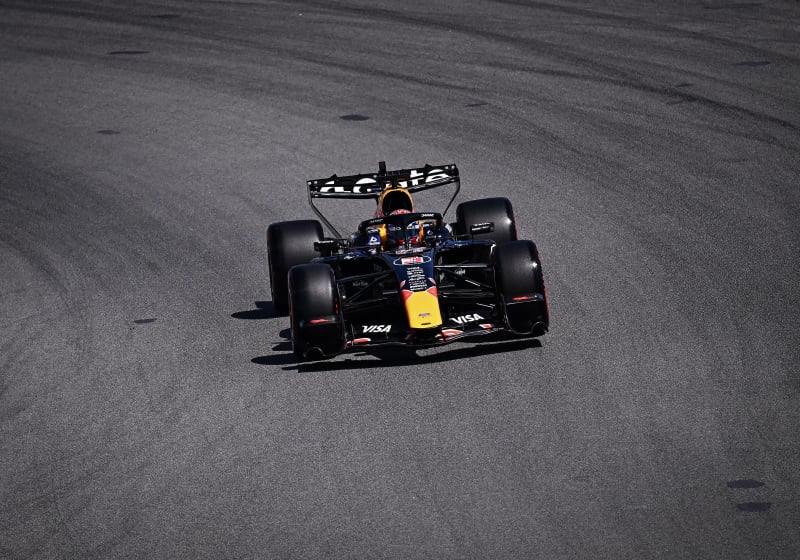 De definitieve startopstelling voor de GP van Barcelona-Catalonië na FIA-straf