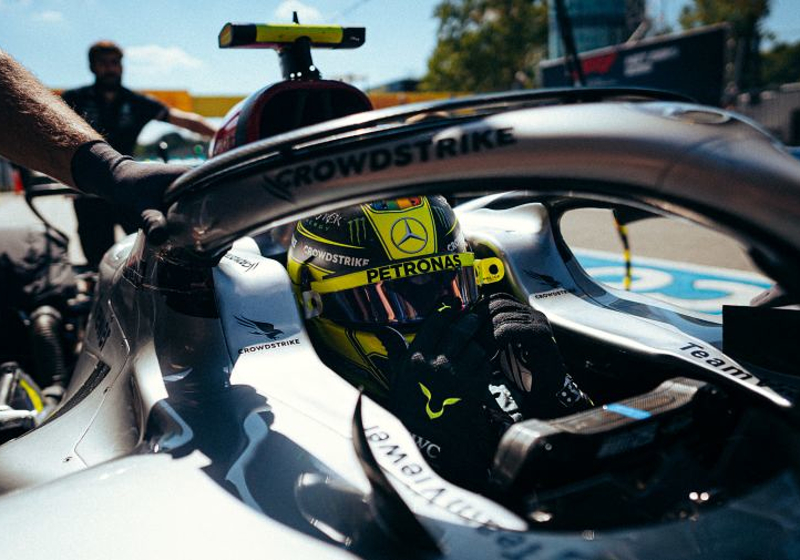 Mercedes renueva su acuerdo con Petronas