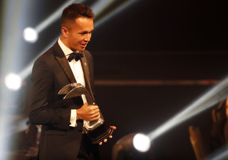 Albon: "Wat er nu met mij gebeurt, gebeurde bij Hamilton voor het laatst"