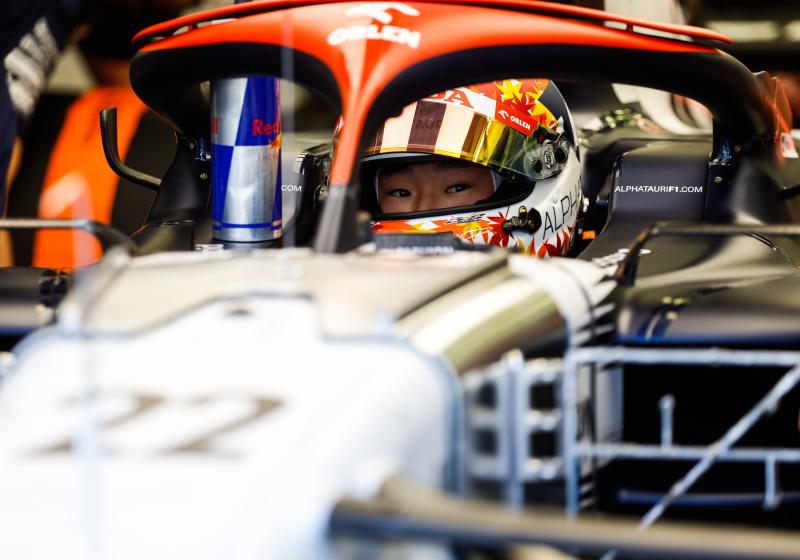 Yuki Tsunoda suena para ser compañero de Fernando Alonso