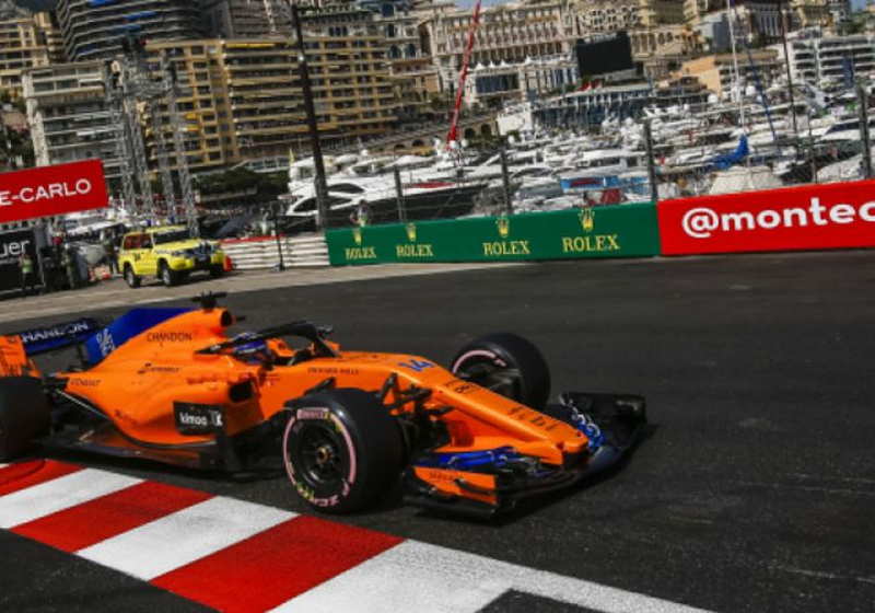 Fernando Alonso: 'Teleurstellend als je kijkt naar tempo van Red Bull Racing'