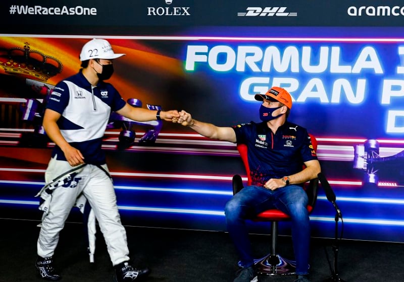 Tsunoda lovend over Verstappen: "Hij is de beste coureur van de grid, na mij!"
