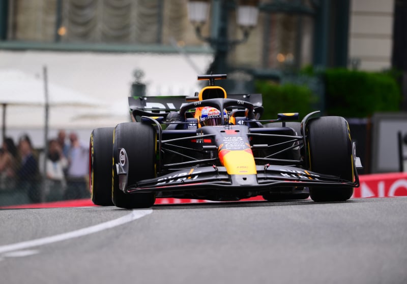 Verstappen, Russell en geërgerde Norris op het matje geroepen bij stewards: "Allemaal idioten"