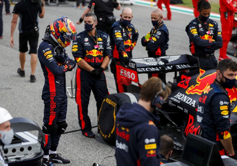 Bleekemolen: "Red Bull laat Albon nog even in z'n waarde, maar ze hebben allang besloten"