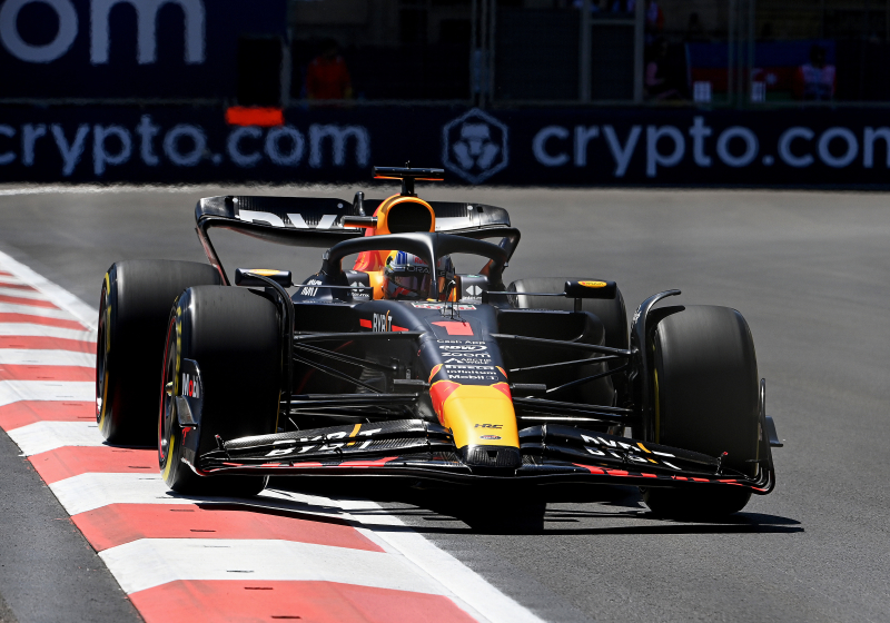 Verstappen hoopt dat Formule 1 het racen niet uit het oog verliest: "Daar draait het om"