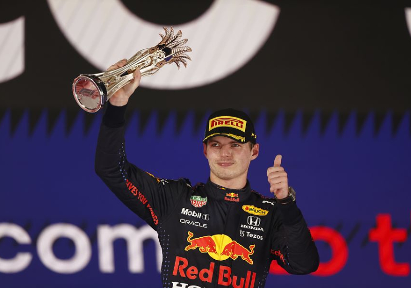 Button gelooft nuchtere Verstappen niet: “Zegt hij alleen maar om te kunnen ontspannen”