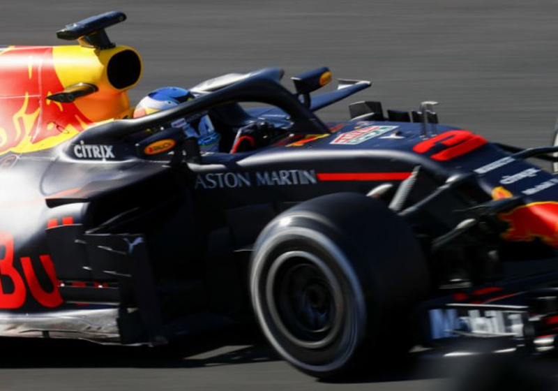 Ricciardo's 'little win' over Hamilton in Canada