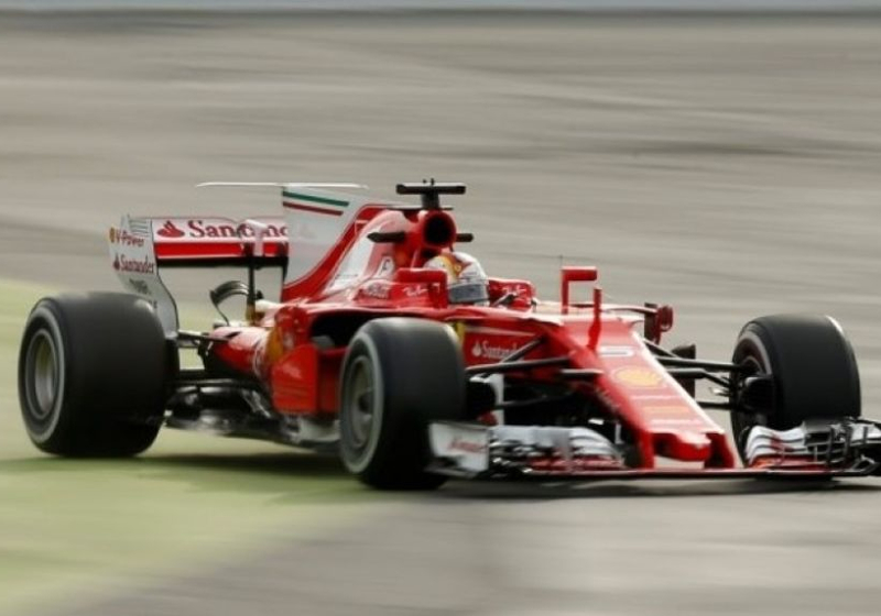 Vettel tevreden met prestaties Ferrari in Barcelona