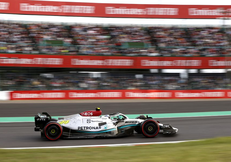 Hamilton zesde in kwalificatie: "Red Bull sneller zonder DRS dan wij met DRS"