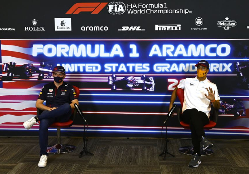 Verstappen bezorgd om Ricciardo: "Het is hier altijd zwaar voor hem"