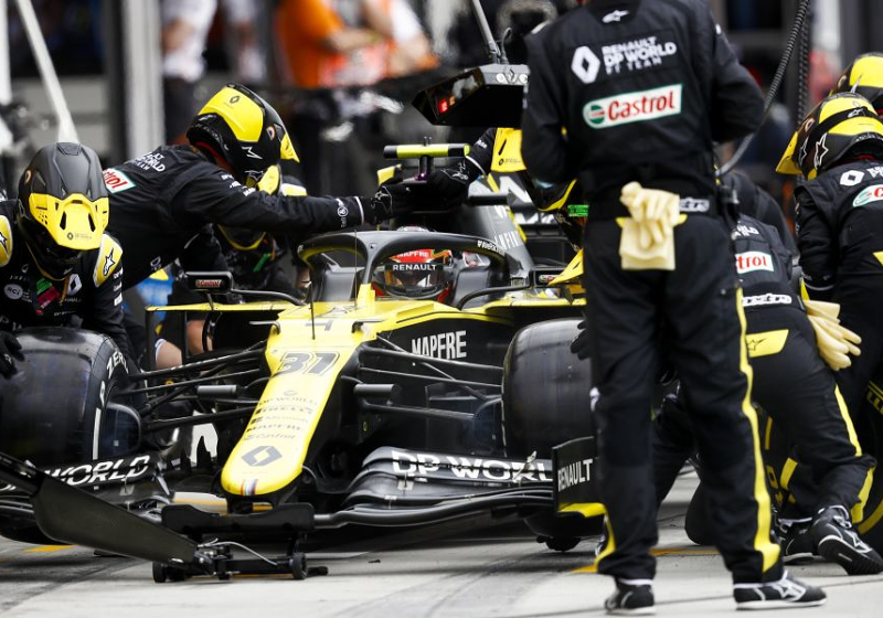 "A weekend to forget" for Ocon in Hungary