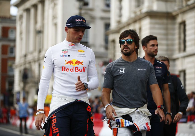 "Komst Alonso ligt volledig bij Red Bull, Honda heeft er niets mee te maken"