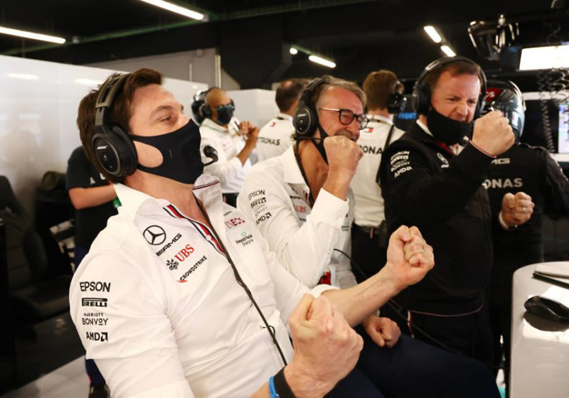 Wolff geeft update over toekomst bij Mercedes: 'Wil heel graag een stapje terug doen'