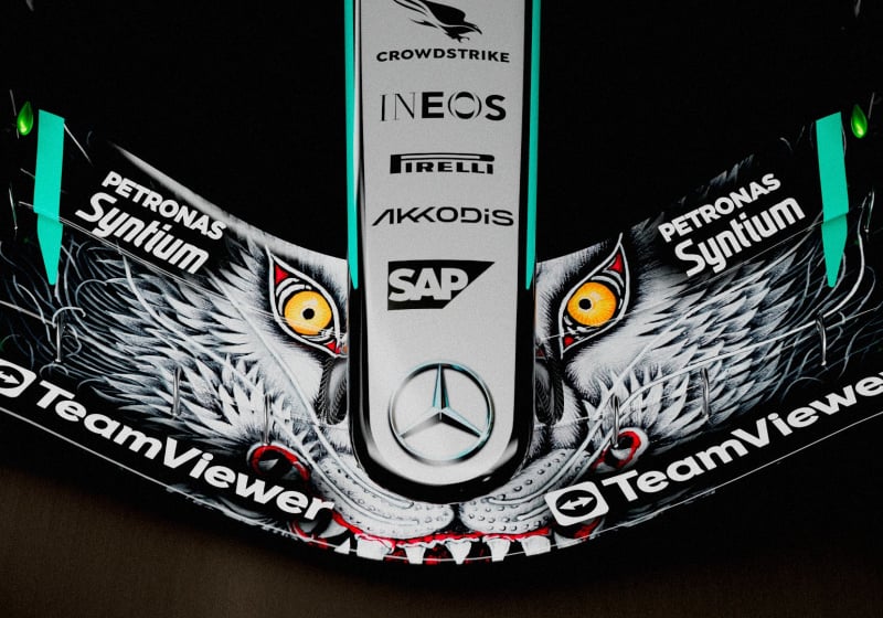 Mercedes lanceert na Haas en Racing Bulls ook speciale kleurstelling voor GP Japan