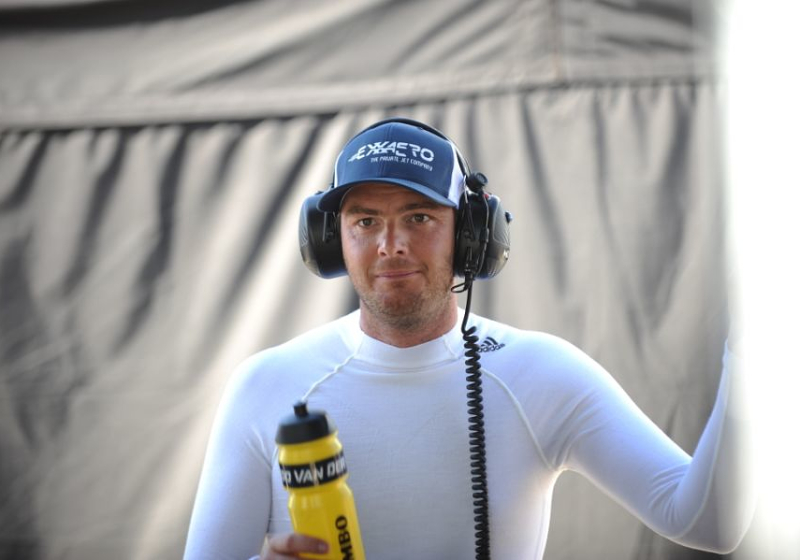 Former F1 star announces surprise retirement