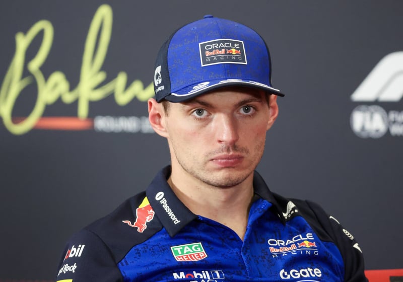 Verstappen hekelt batterijen: 'Wat je ziet, zijn geen echte inhaalacties'