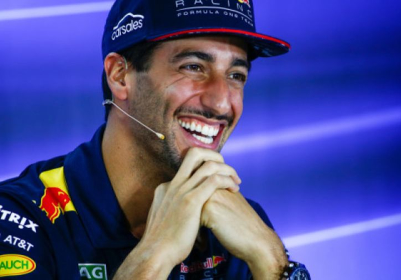 'McLaren biedt enorm bedrag voor Daniel Ricciardo'
