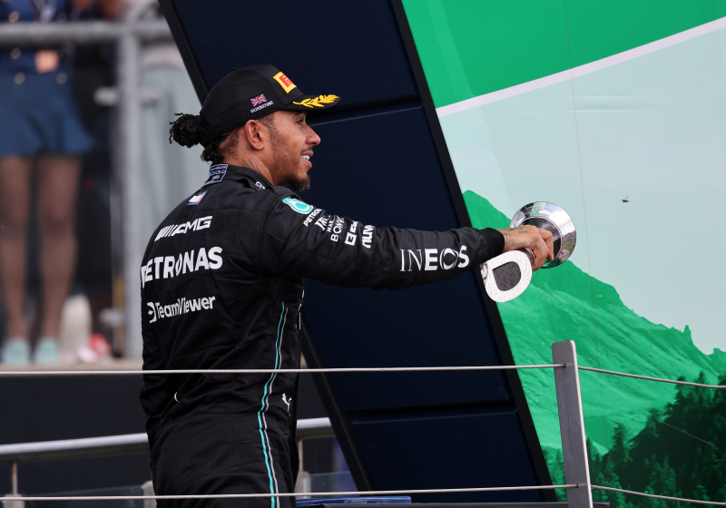 Hamilton sobre el límite presupuestario: "La última vez no fue realmente una gran sanción, saben que solo están recibiendo un tirón de orejas"