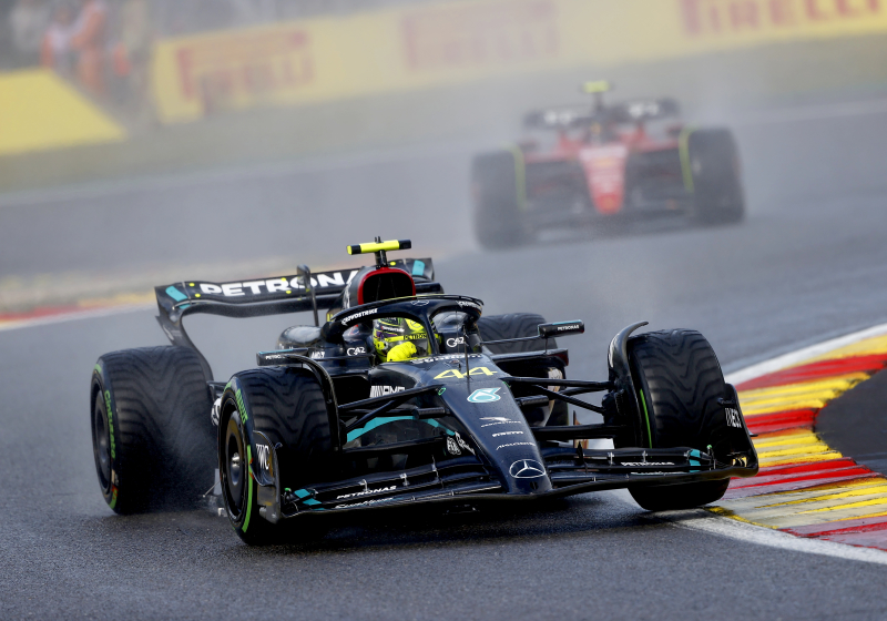 Pirelli propone 'súper intermedios' como un tercer neumático para condiciones de lluvia