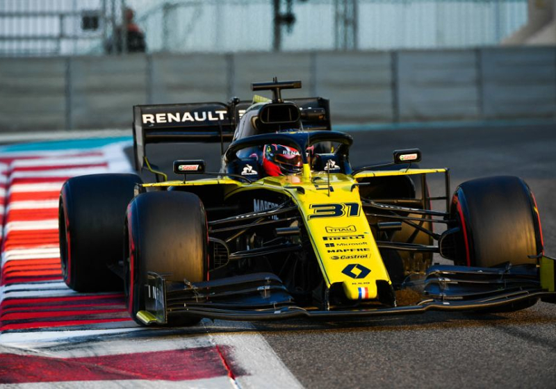 Bandentest Pirelli: Veel kilometers voor Grosjean en eerste meters voor Ocon in de Renault