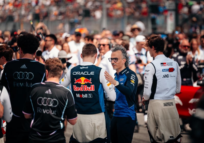 Verstappen ontkent problemen met Mekies: 'Relatie is heel open en transparant'