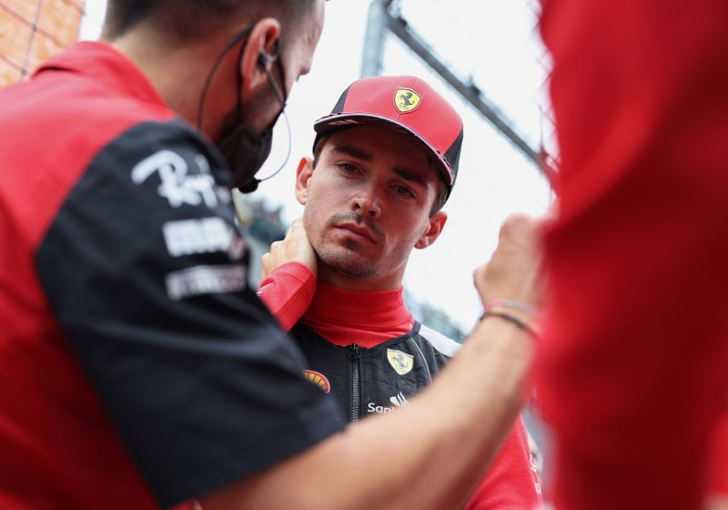 Leclerc waakzaam voor hoge bandendegradatie Frankrijk: "Afgelopen jaren erg lastig"