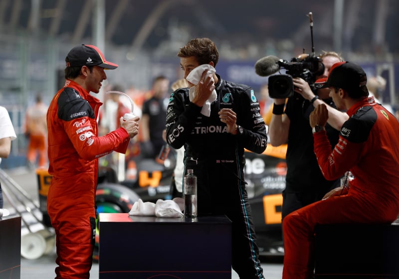 Confirmado: Sainz ya HABLÓ con Mercedes