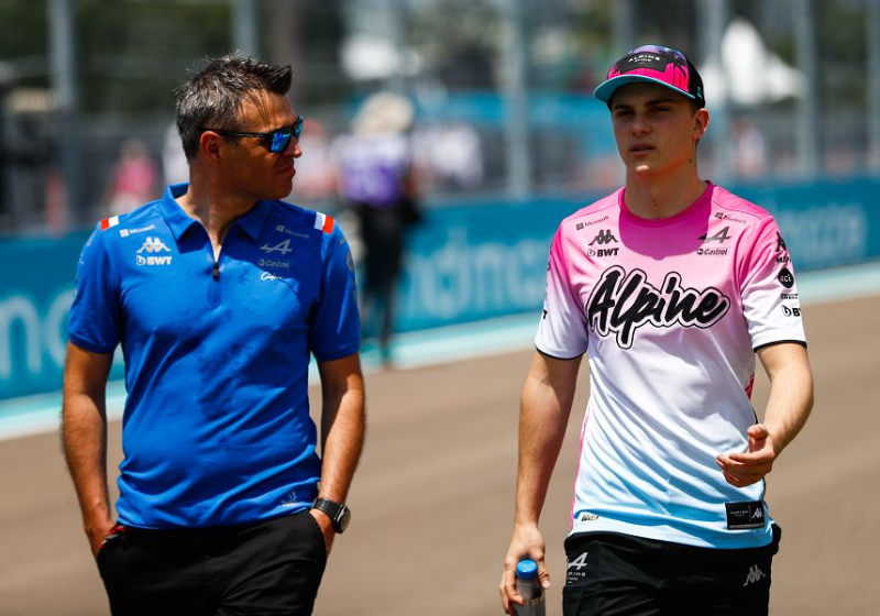 Piastri character targeted following "back-door" contract mess