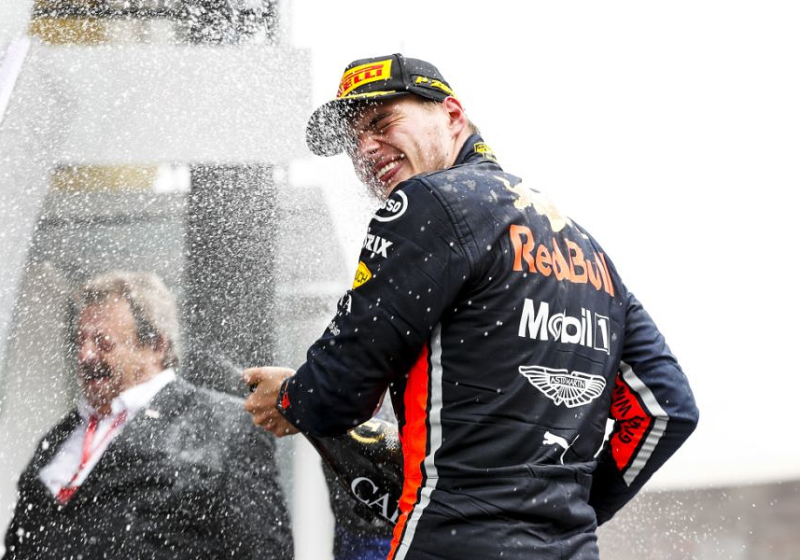 BREAKING: Verstappen verlengt Red Bull-contract met drie jaar