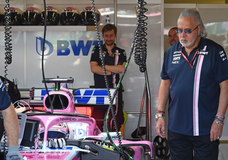 Vijay Mallya, el ex jefe de Checo Pérez, ¿salvavidas o pillo?