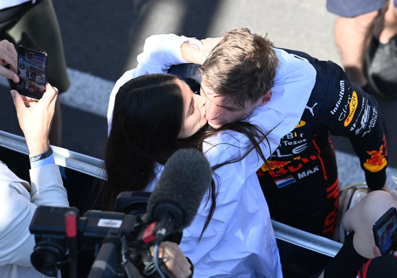 Ferrari onthult lanceerdatum auto 2024, Kelly Piquet viert verjaardag met Verstappen | GPFans Recap