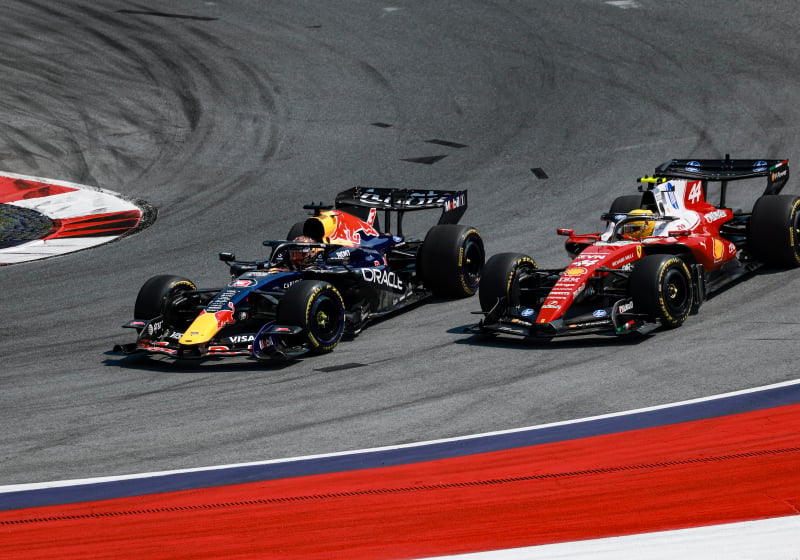Titanengevecht Hamilton en Verstappen smaakt naar meer: 'Altijd water en vuur die twee'