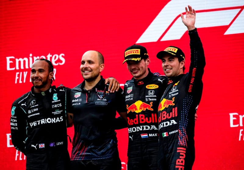 Horner over relatie Verstappen en Lambiase: "Dynamiek tussen die twee is intens"