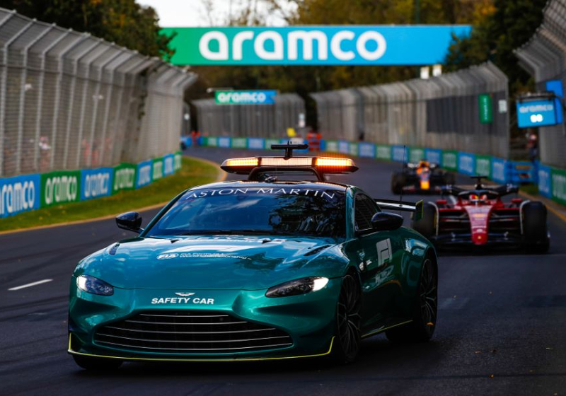 FIA slaat terug na kritiek op 'langzame' safety car