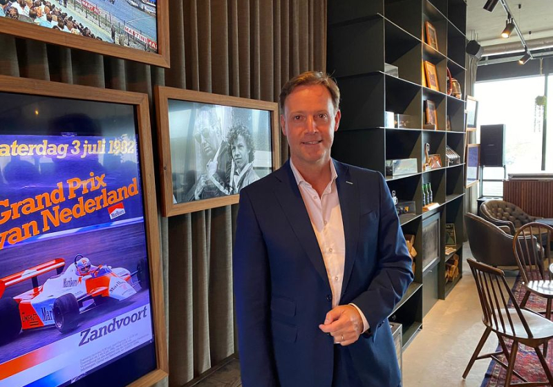 Van Overdijk doet oproep aan Verstappen-fans: 'Boe-geroep is on-Nederlands'