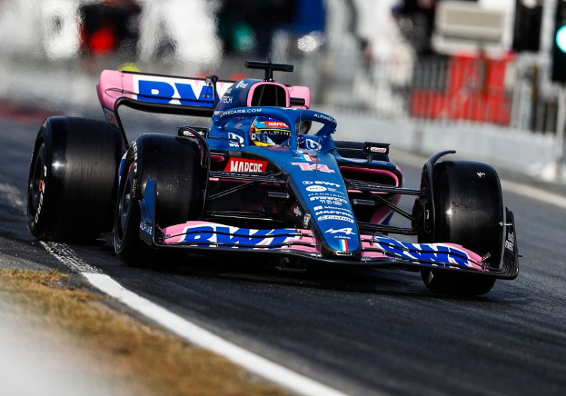 Alonso: Estoy muy satisfecho con el día 1 del A522
