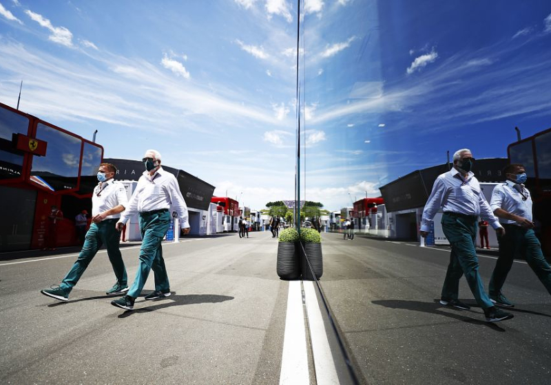 Stroll: 'Geen toeval dat Mercedes plotseling moet vechten om de wereldtitel'
