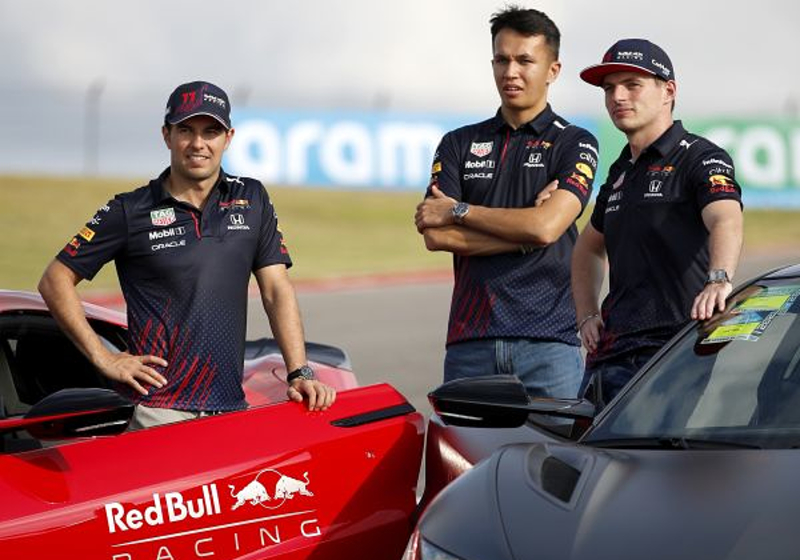 Alex Albon: Lo hice mejor que Checo Pérez en Red Bull