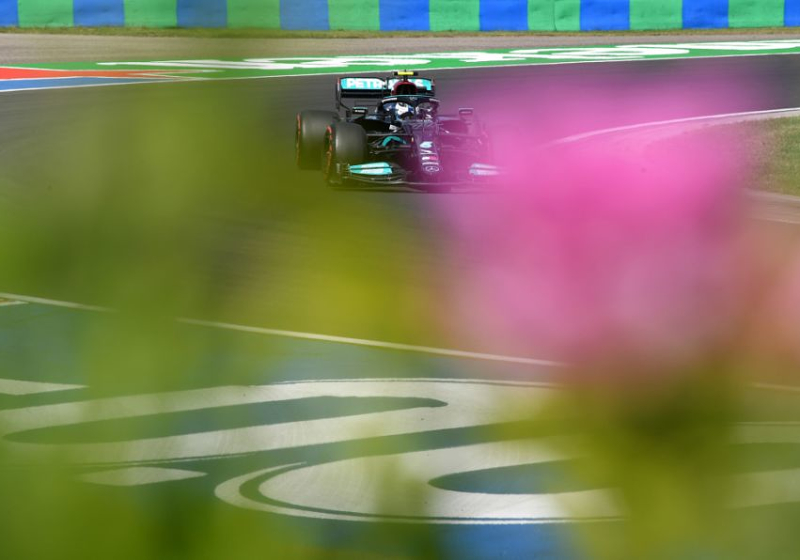 Villeneuve over opvolger Bottas: 'Wat mij betreft mag hij van stoeltje ruilen met Stroll'
