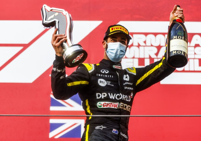 Ricciardo fighting for F1 title if he drove for Mercedes - Brawn