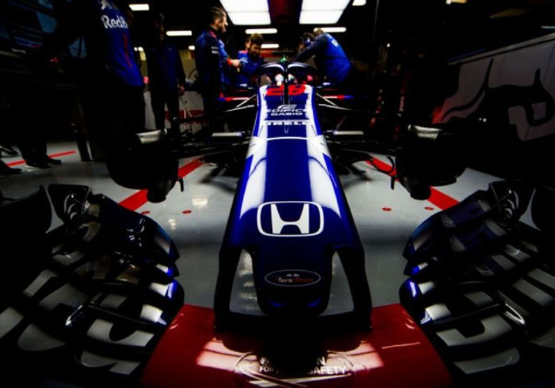 Albon completes Toro Rosso 2019 line-up