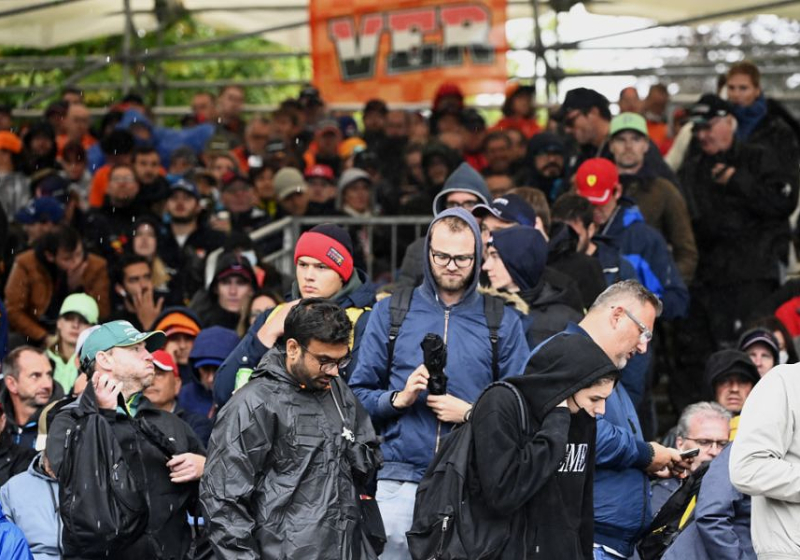 F1 CEO Domenicalli: "We zullen een presentje voor de fans overwegen"