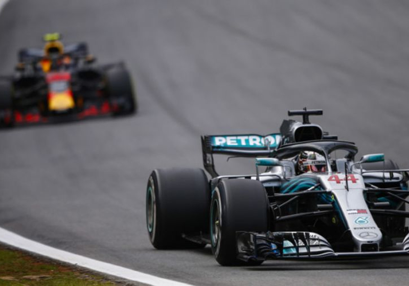 Verstappen op schitterende wijze naar tweede plek in Brazilië